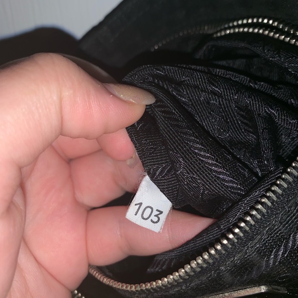 Prada bag - Picture 6 of 8